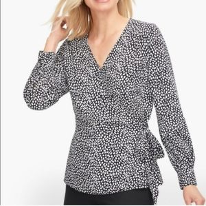 Talbots black and white crepe wrap sash blouse Size Medium
